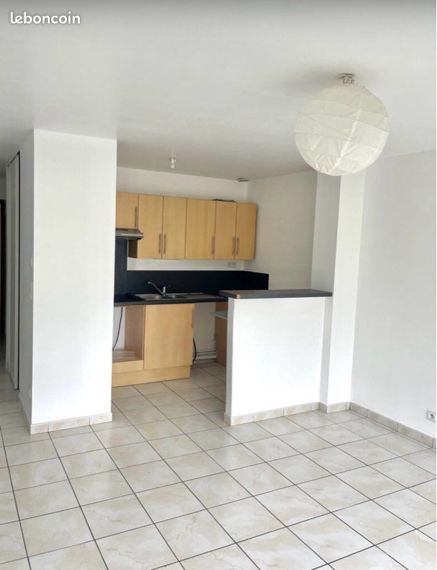 Appartement 1 pièce 28 m² · à Elbeuf · 28 m² · 420 €/mois