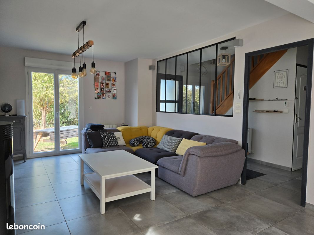 Maison 6 pièces 131 m² · à Basly · 131 m² · 400 000 €