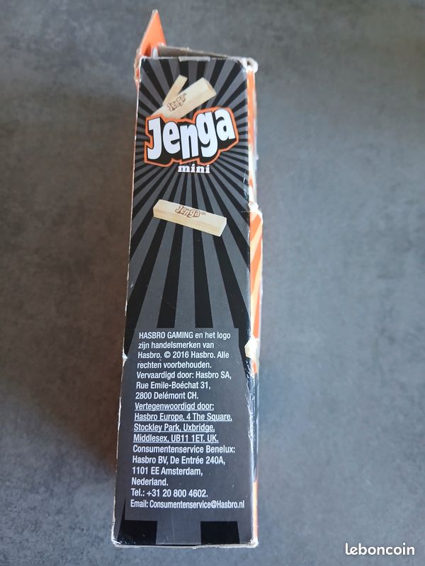 Jenga Mini (version de voyage de poche) Hasbro Gaming (image 4)