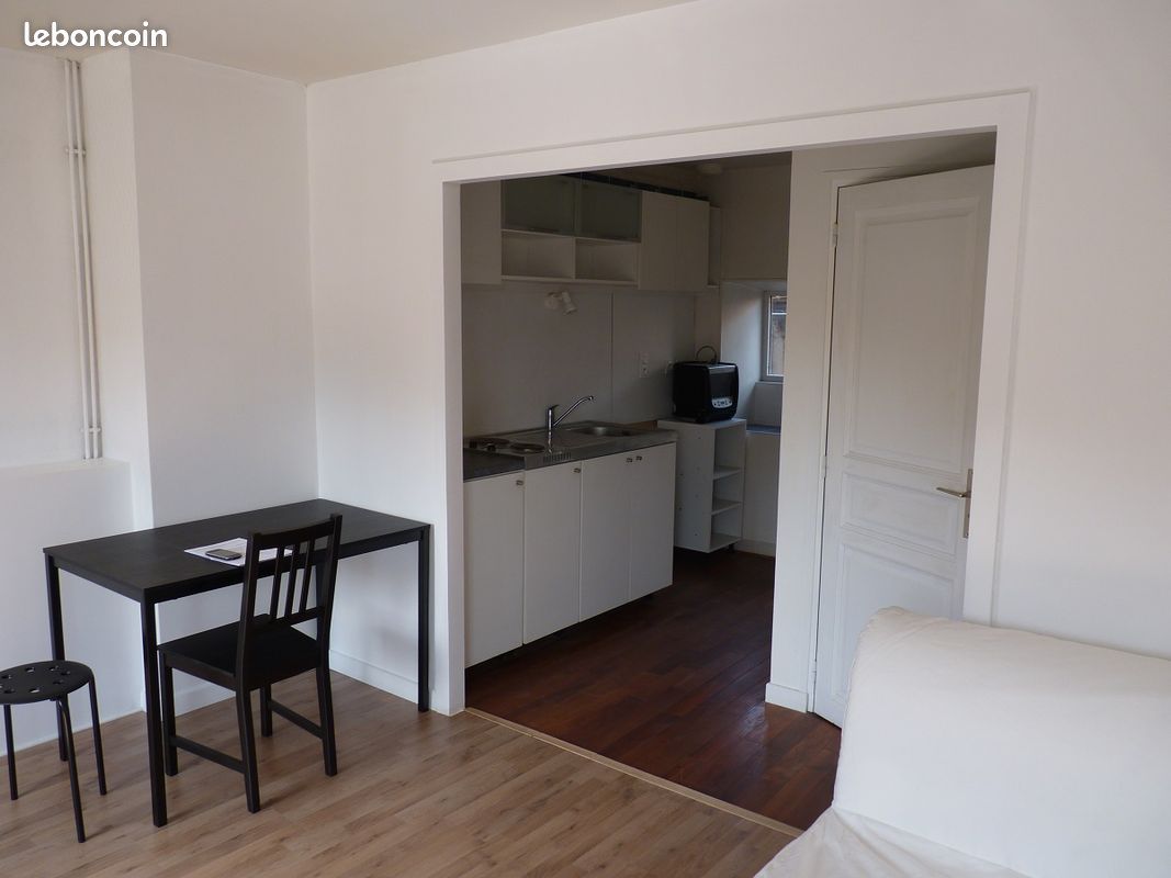 Appartement 1 pièce 25 m² · à Issoire · 25 m² · 375 €/mois