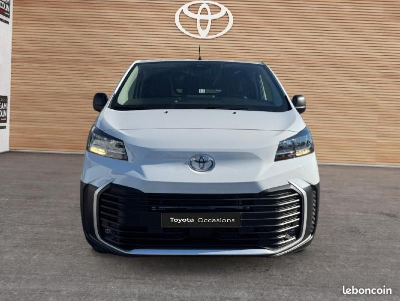 Toyota PROACE Long Hayon Double 2.0 D-4D 140 Start Pack Confort MC24 (image 8)