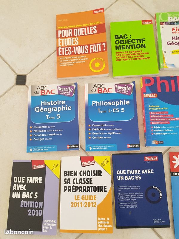 Livres divers BAC Étudiant (image 1)