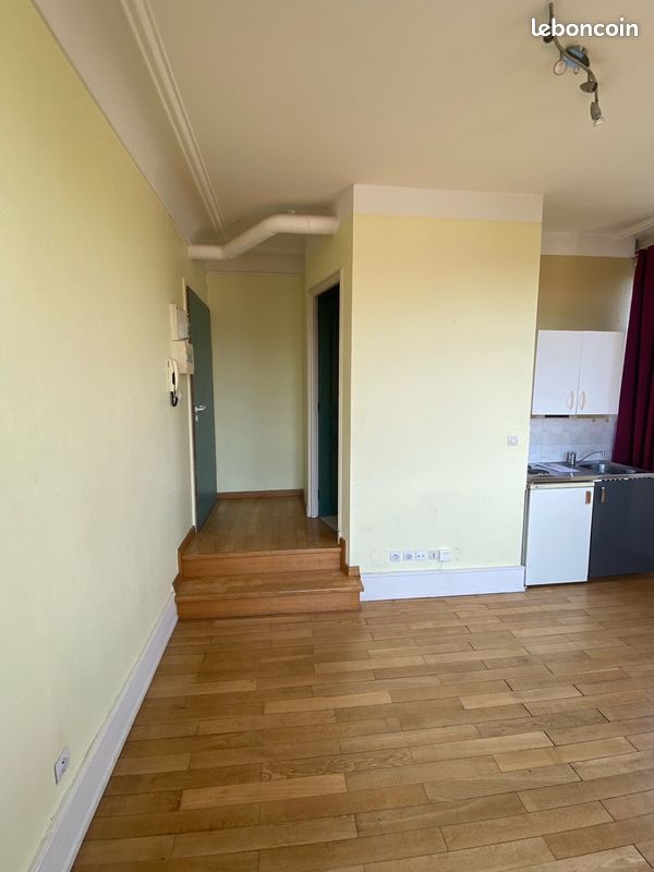Appartement 1 pièce 28 m² · à Metz · 27,8 m² · 460 €