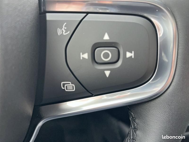 Volvo XC40 B3 163ch Lounge Edition DCT 7 (image 16)