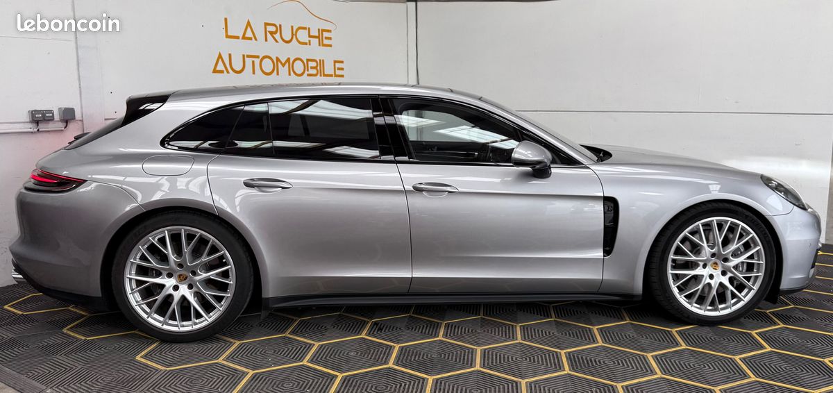 🟢Porsche Panamera 4 Sport Turismo 3.0 V6 330ch PDK / 87 178 kms / Suivi complet Porsche / Toit pano / 4 roues directrices / PASM / Pack carbone / … (image 4)