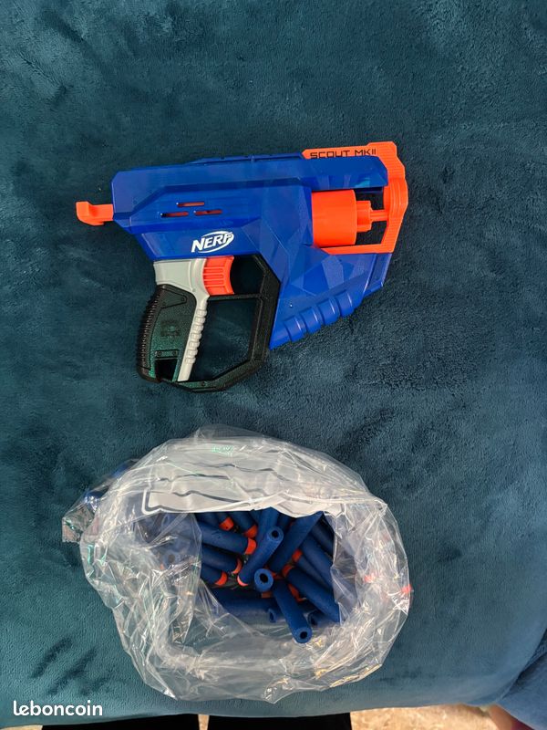Pistolet nerf et lot 35 fléchettes (image 1)