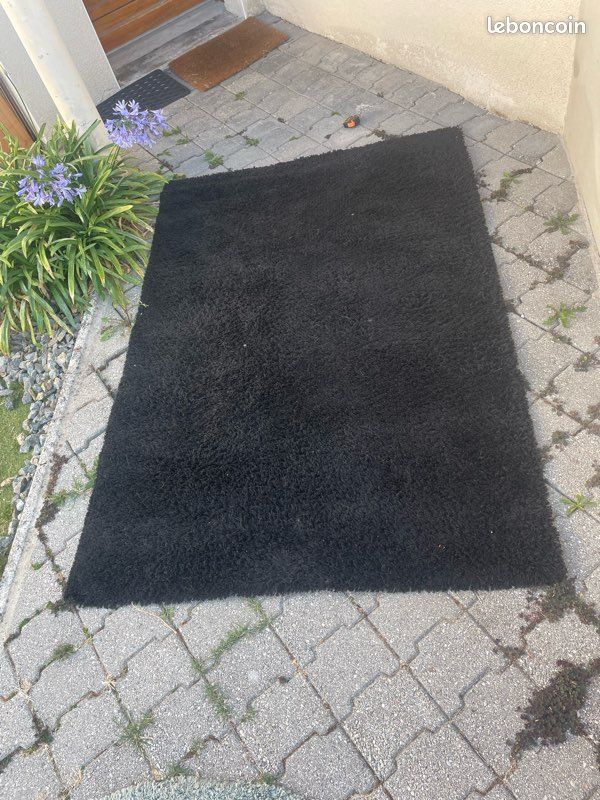 Tapis noir (image 2)