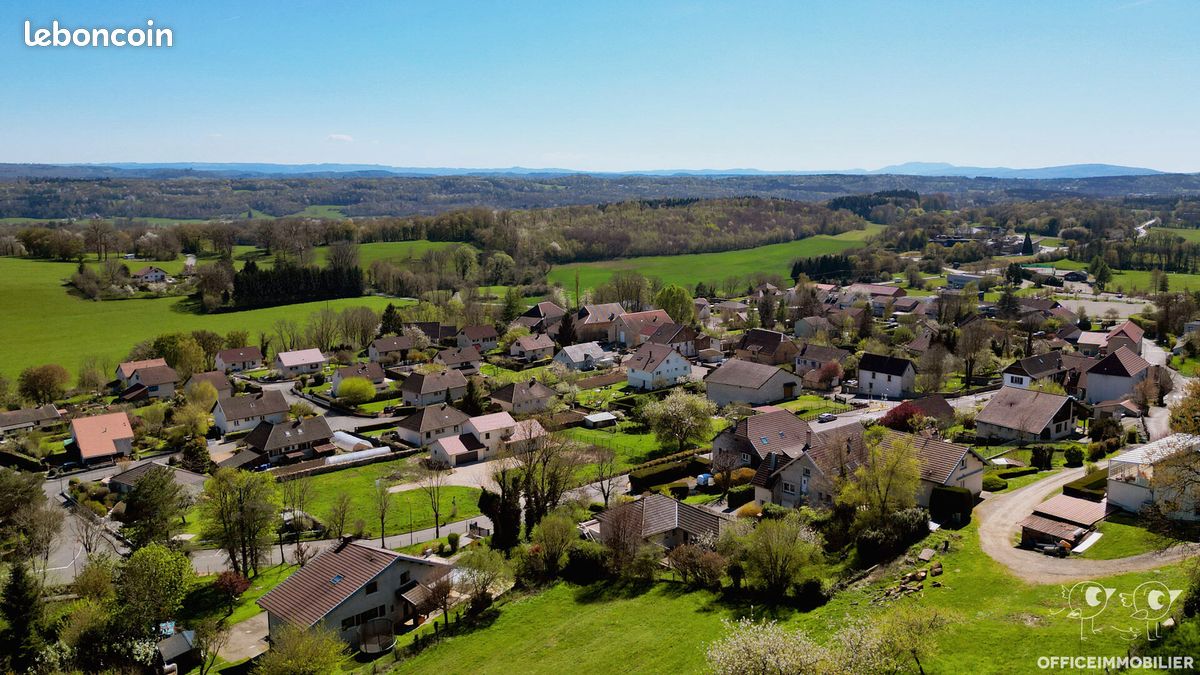 Maison 8 pièces 237 m² · à Fontain · 237 m² · 695 000 €