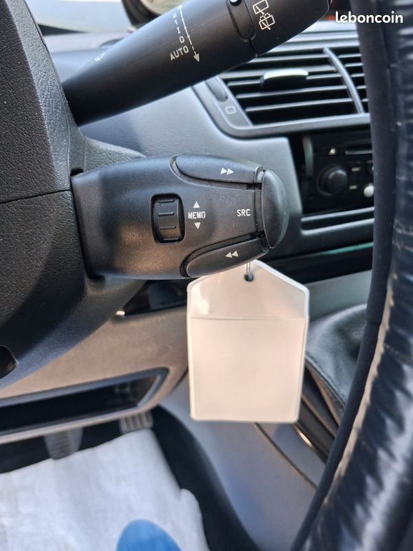 Citroën C8 2.0 HDI 120 Pack 8 places Garantie 3 mois (image 12)