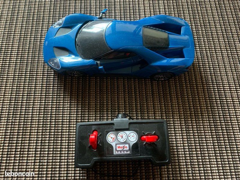 Ford GT télécommandée (image 1)