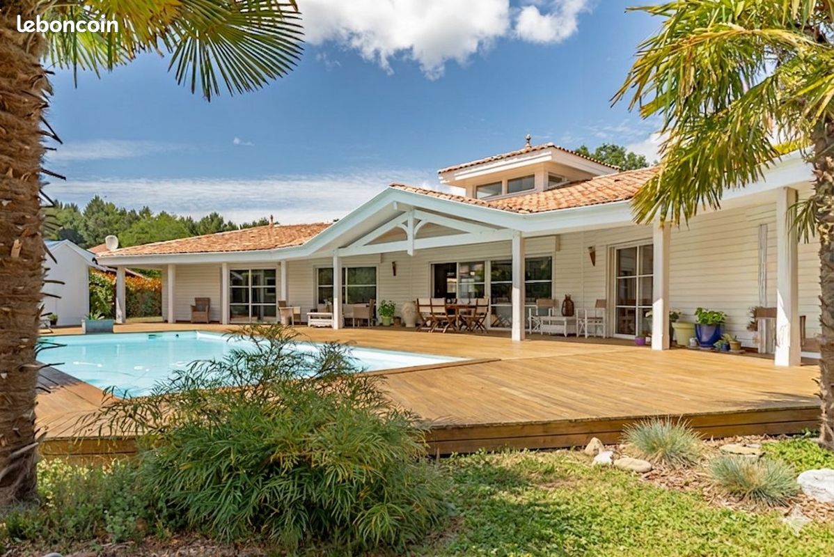 Maison 5 pièces 160 m² · à Salles · 160 m² · 745 000 €