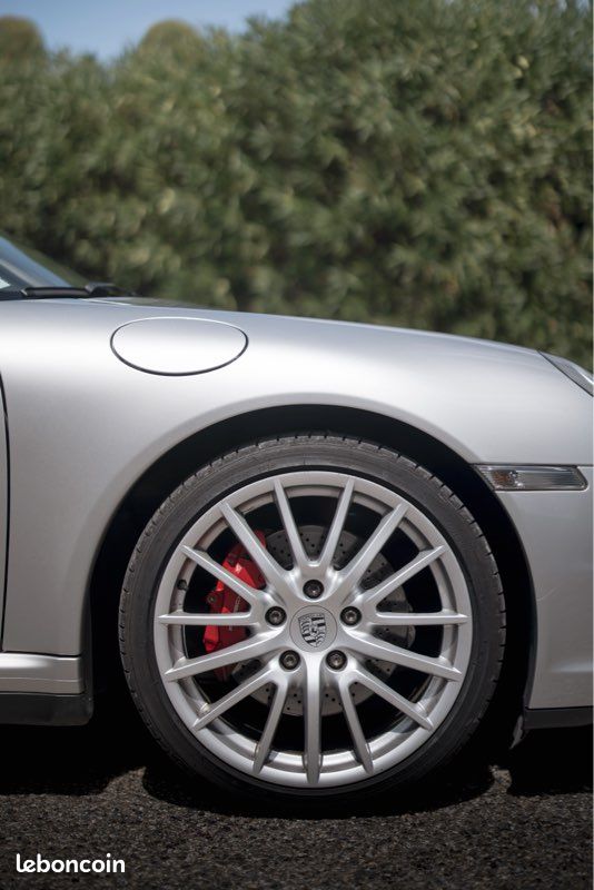PORSCHE 911 Carrera 4S 997 BV6 Pack Chrono (image 2)