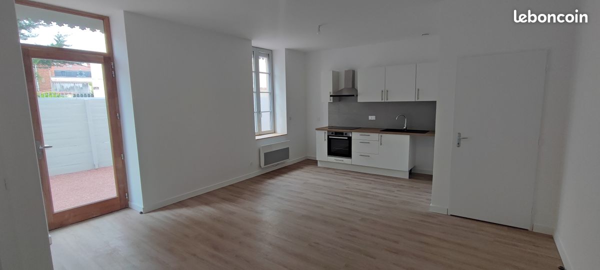 Appartement 2 pièces 46 m² · à Roanne · 46 m² · 400 €