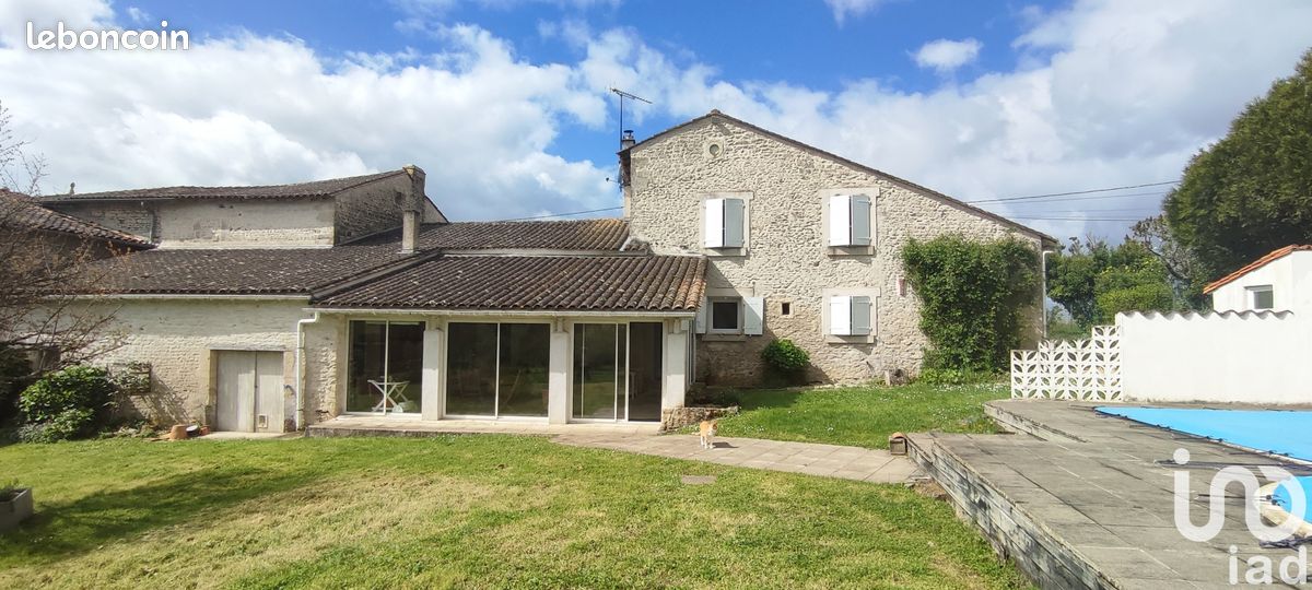 Maison 4 pièces 168 m² - Chérac 17610 (image principale 0)