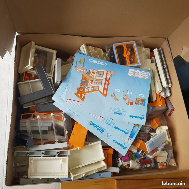 PLAYMOBIL Hôpital 70190 + extensions 6445 et 9848 (image 17)