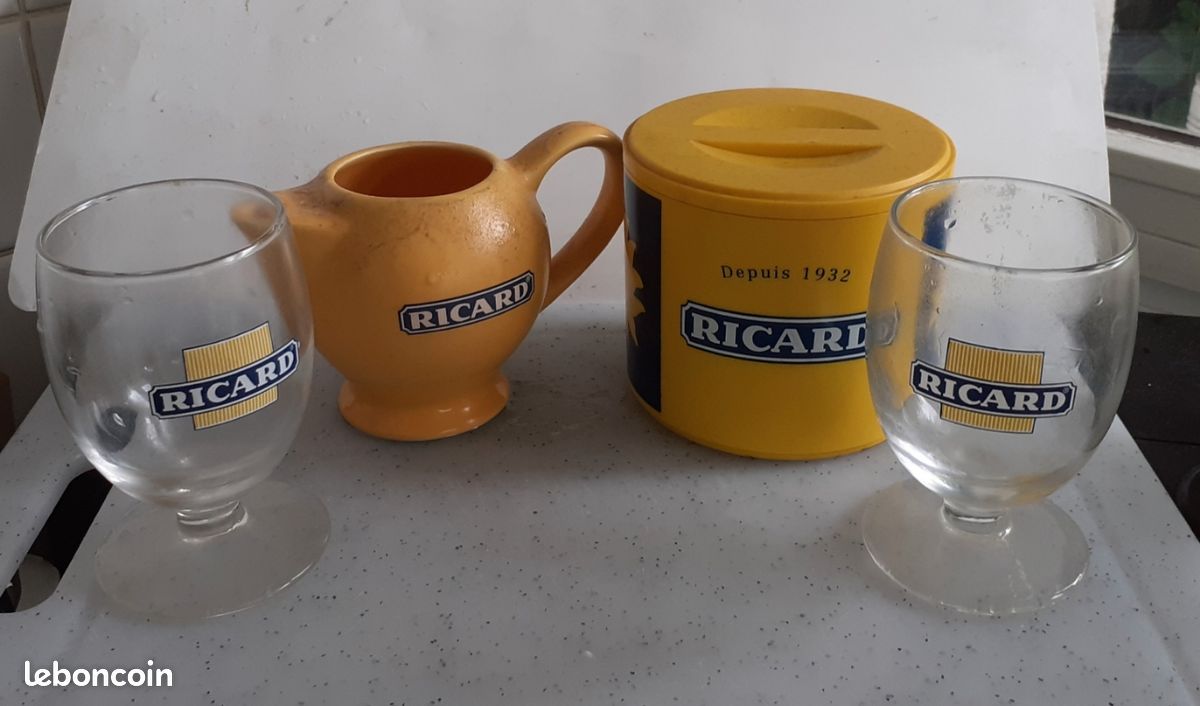 CRUCHE / CARAFE RICARD en Verre EUR 5,00 - FR