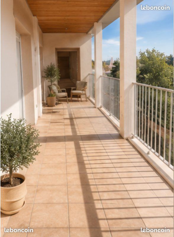 Parking 3 pièces 65 m² · à Villeurbanne · 65 m² · 214 900 €