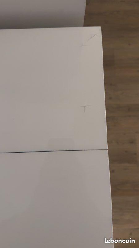 Table console (image 2)