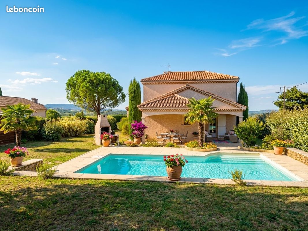 Maison 8 pièces 155 m² · à Charnas · 155 m² · 399 600 €