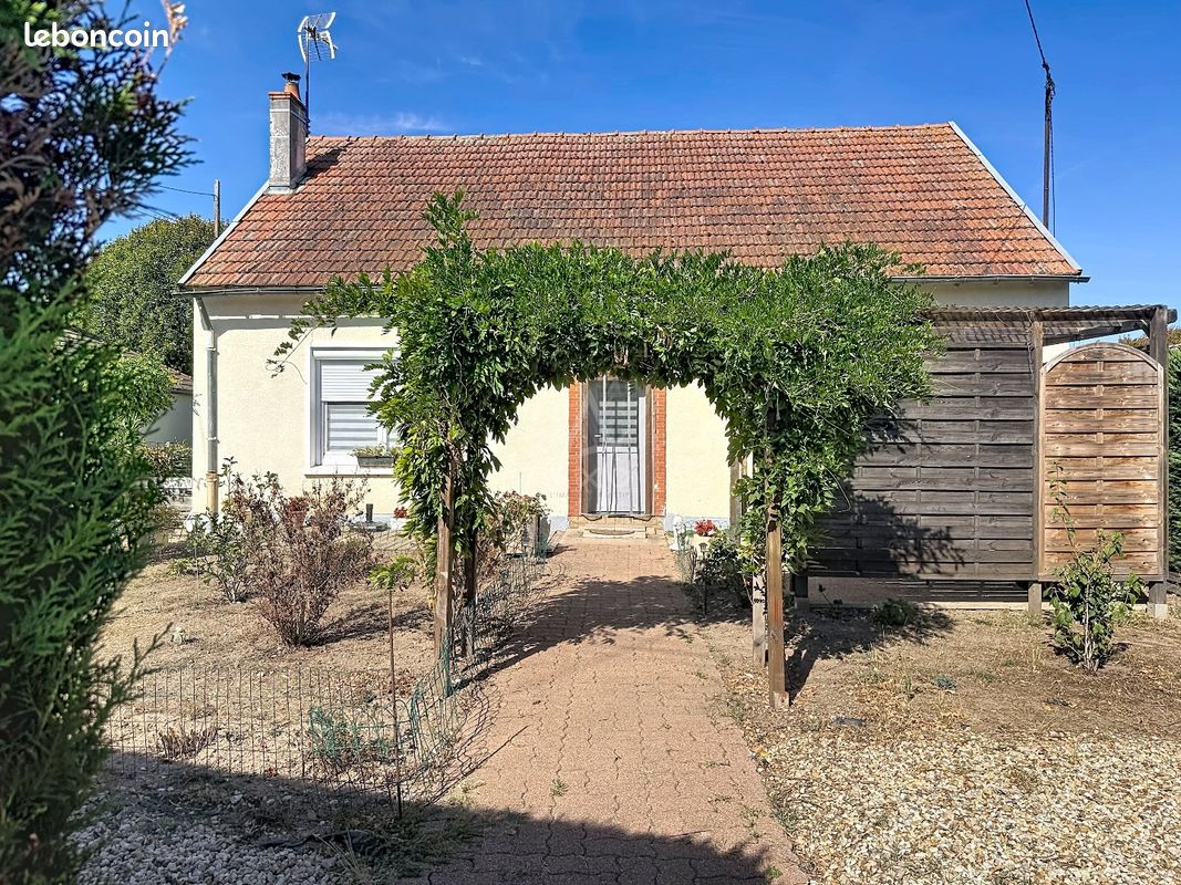 Maison 4 pièces 90 m² · à Bonnee · 90 m² · 178 000 €