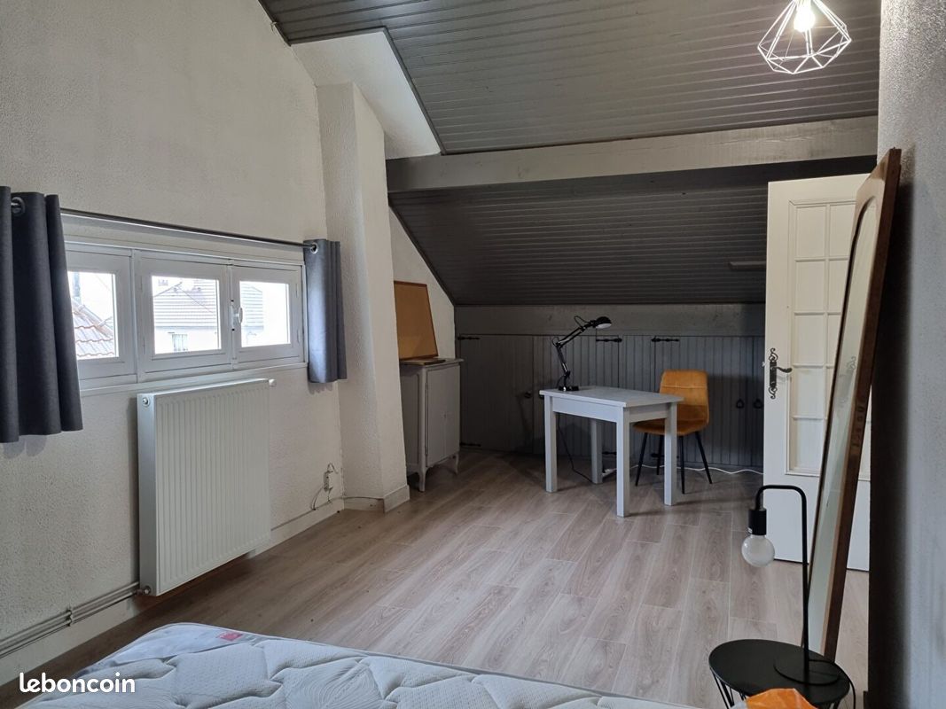 Appartement a louer combs-la-ville - 1 pièce(s) - 11 m2 - Surfyn