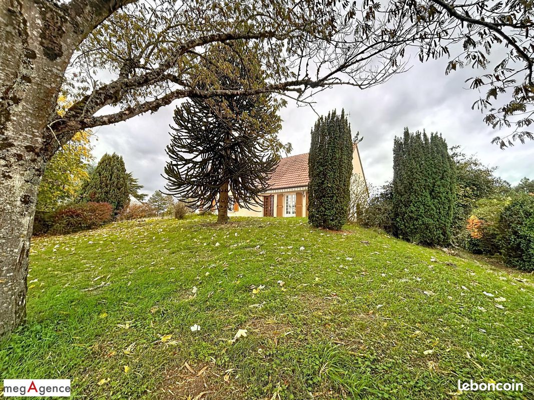 Maison 7 pièces 156 m² · à Romorantin-Lanthenay · 156 m² · 179 000 €