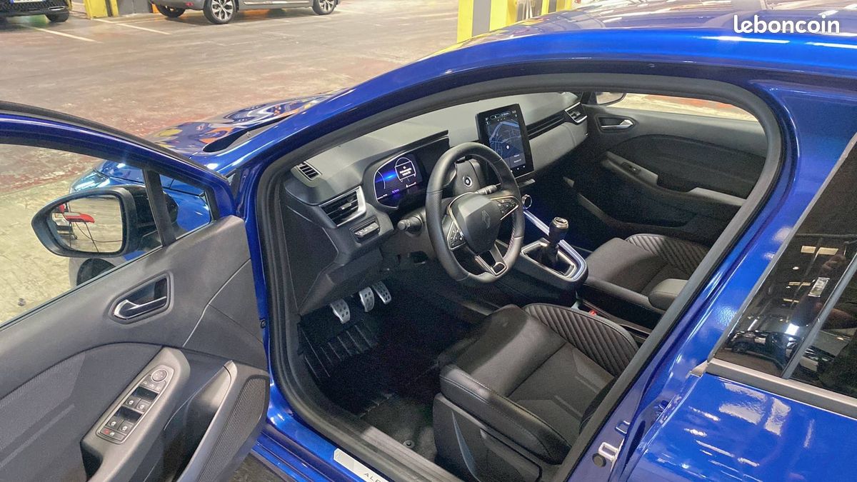 Renault clio tce 90 ch gsr2 esprit alpine (image 11)
