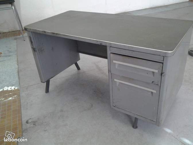 Bureau roneo (image 1)
