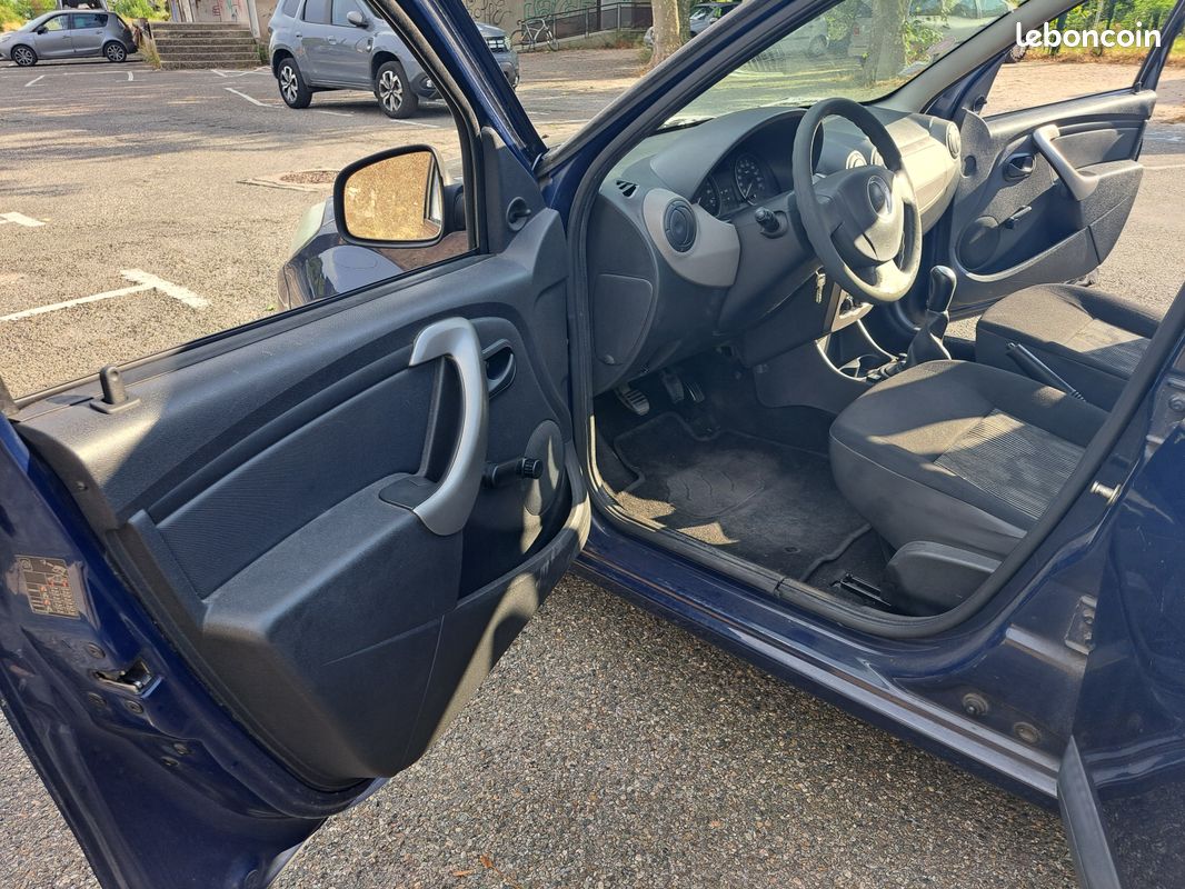 Dacia Sandero (image 18)