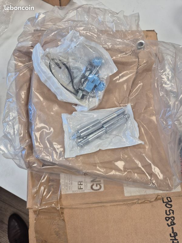 90589-91d new harley davidson saddlebag support kit 91-05 dyna 98 - 2005 fxdwg (image 2)