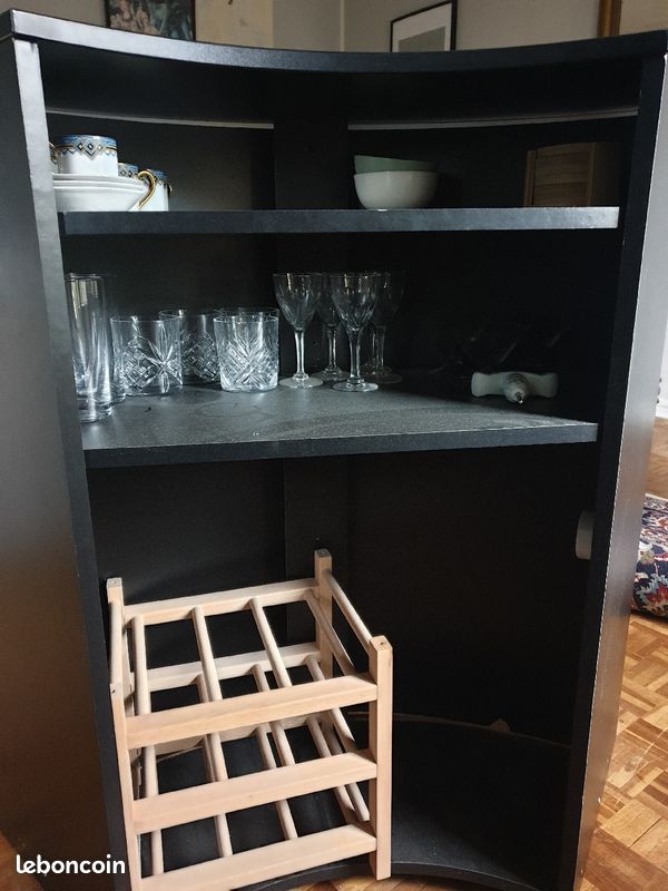 Bar (image 2)