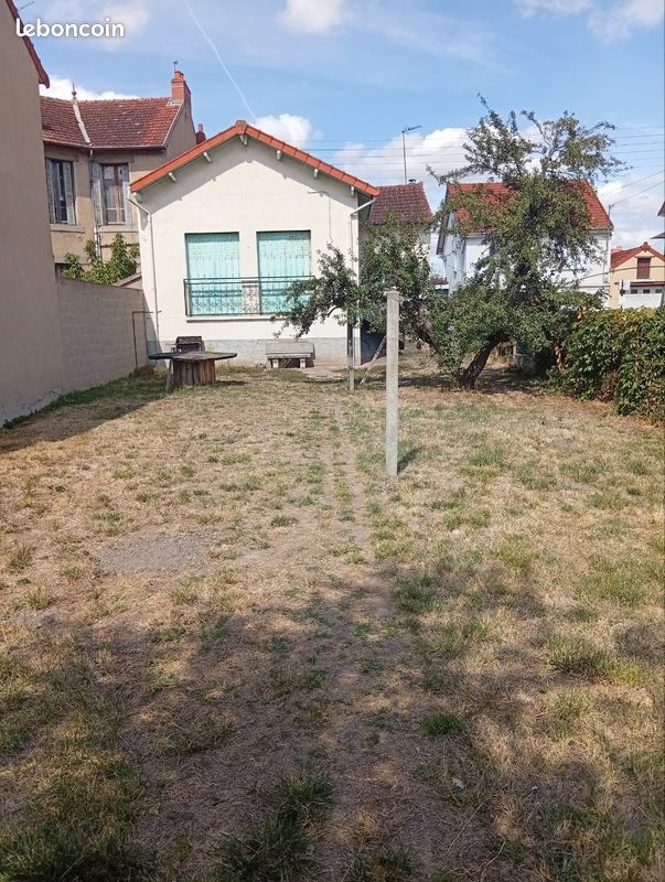 Maison 3 pièces 75 m² · à Montluçon · 75 m² · 585 €/mois