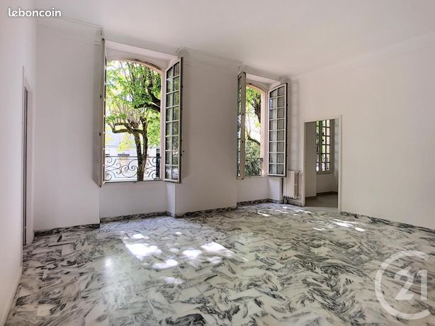 Appartement 3 pièces 100 m²