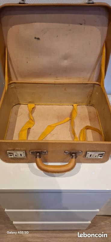 Ancienne vintage Valisette de voyage en cuir (image 2)