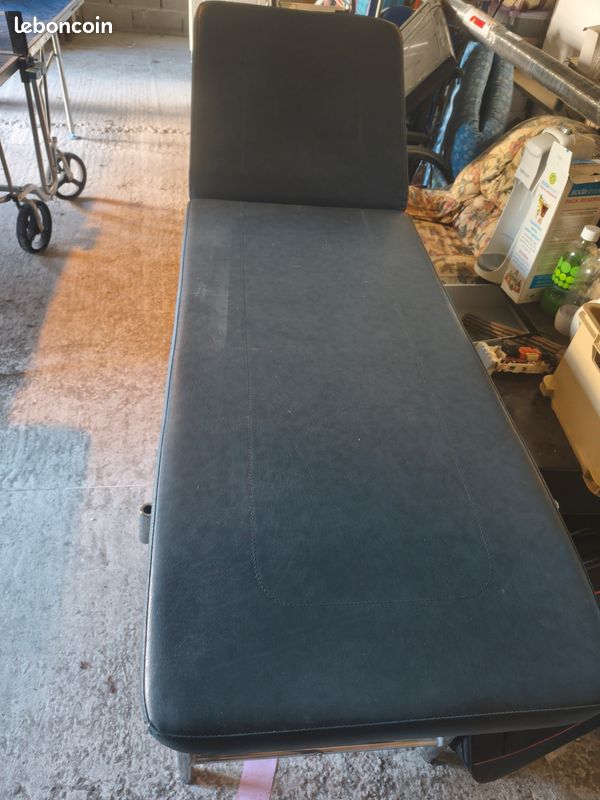 Donne table divan (image 2)
