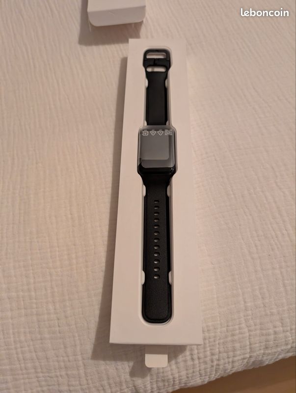 Montre connectée Oppo watch free (image 2)