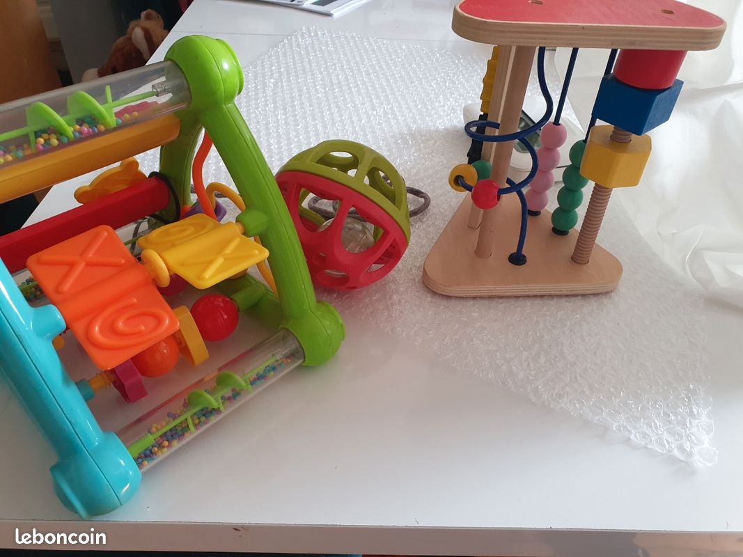 Lot jouet enfant (image 1)