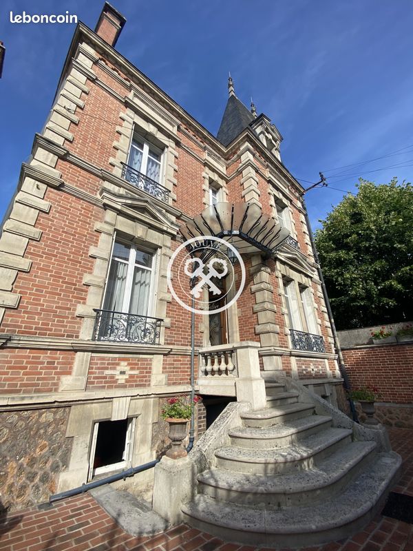 Maison 12 pièces 277 m² · à Troyes · 277 m² · 682 500 €