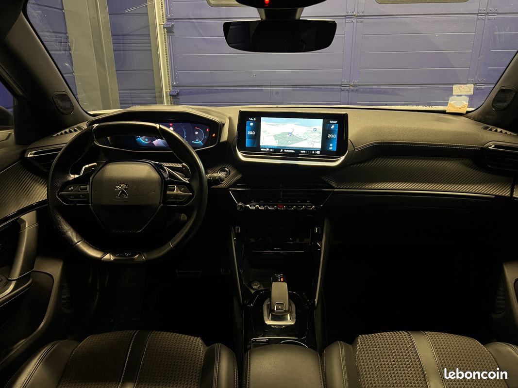 PEUGEOT 2008 155ch GT PACK - Entretien fait - Suivi complet - Boite Auto - 2021 - Garantie 6 mois (image 15)