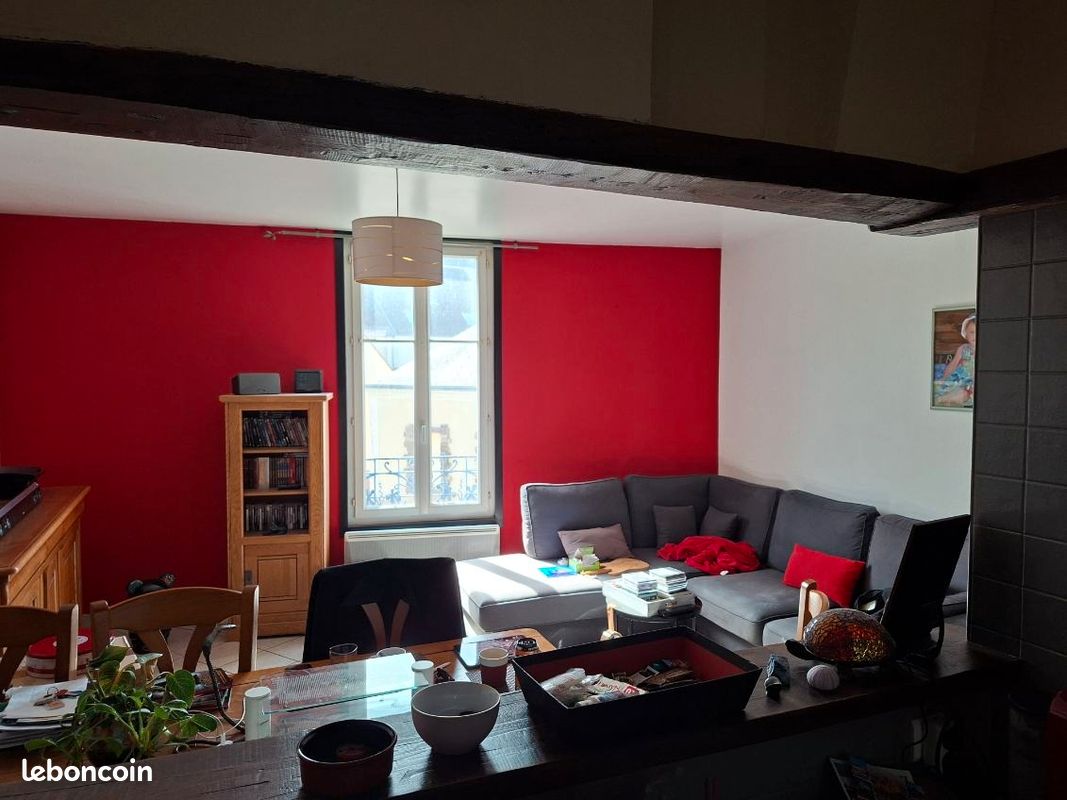 Appartement 4 pièces 80 m² · à Nogent-le-Roi · 80 m² · 880 €/mois