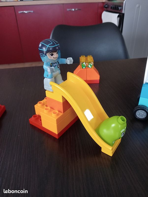 Légo Duplo Miles from Tomorrowland Jeux Jouets