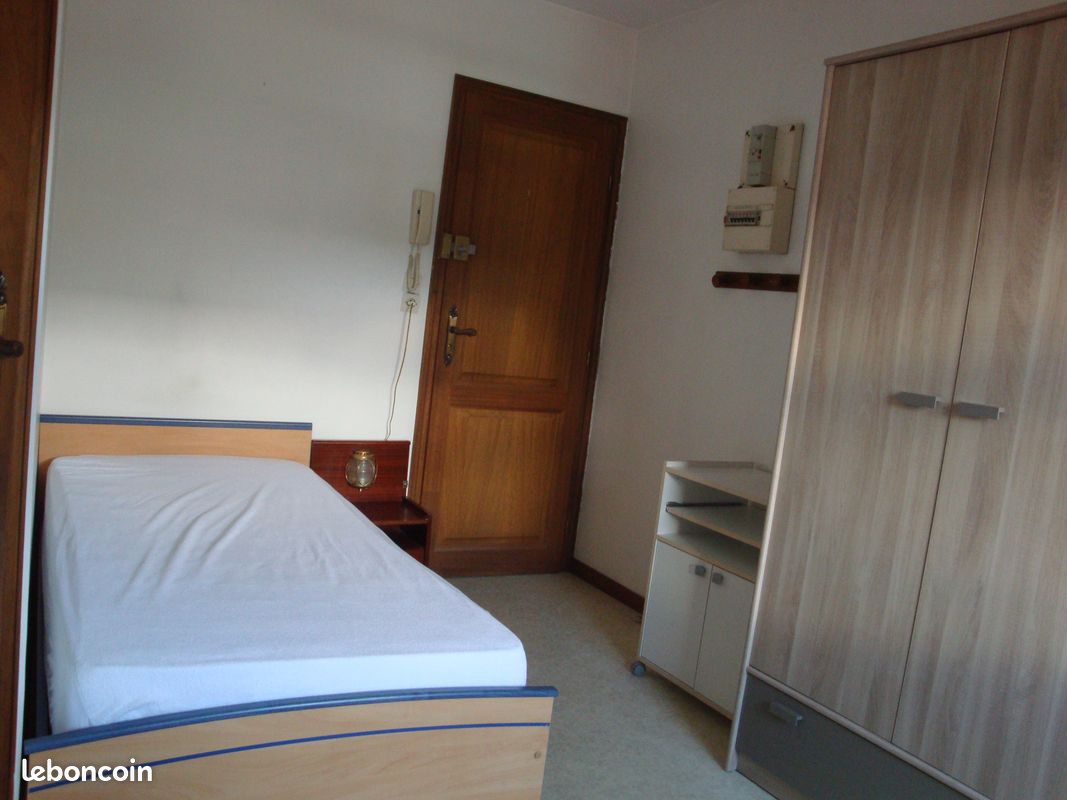 Appartement 1 pièce 13 m² · à Valenciennes · 13 m² · 335 €/mois