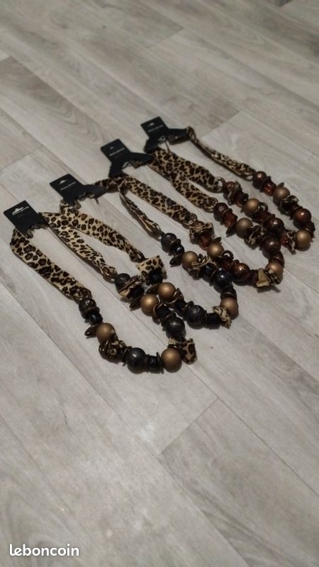 Collier Ras Du Cou Vintage - Motif Léopard Et Perles Fantaisie - Occasion