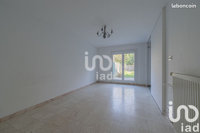 Propriété 5 pièces 97 m²