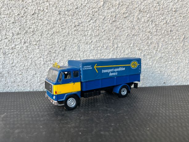 VOLVO F89 6x2 combiné porteur et remorque frigo