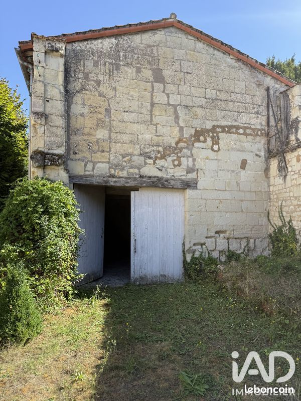 Maison 7 pièces 230 m² · à Loudun · 230 m² · 60 000 €