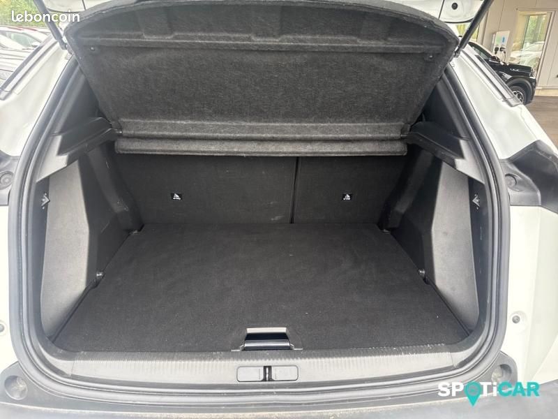 Peugeot 2008 1.2 PureTech 130ch S&S Style EAT8 (image 6)