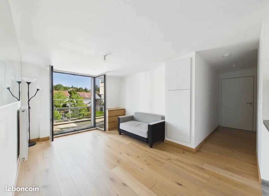 Appartement 3 pièces 57 m² · à Saint-Cloud · 57 m² · 385 000 €