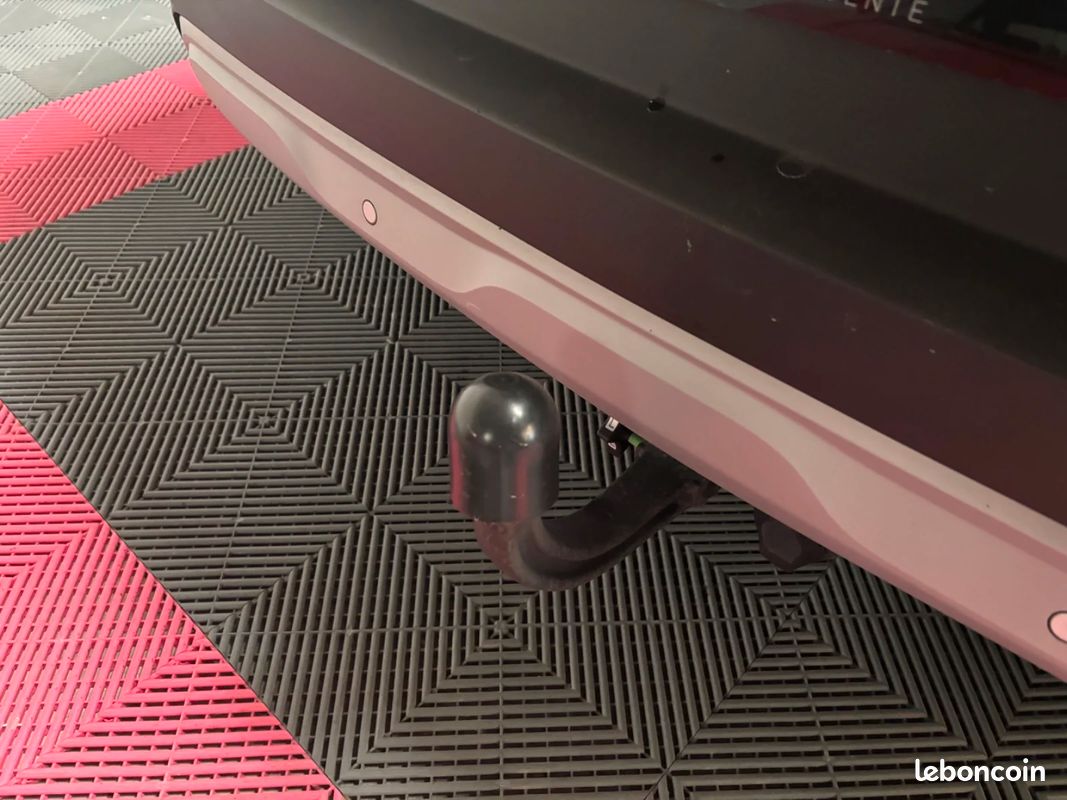 Renault CAPTUR Captur E-Tech Plug-in 160 (image 40)
