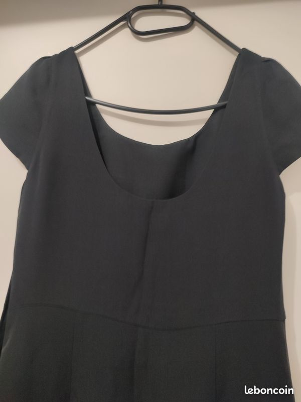 Robe Noire Comptoir Des Cotonniers Taille 42 - Avec Capuche - Neuf Avec étiquettes - Valeur 185€